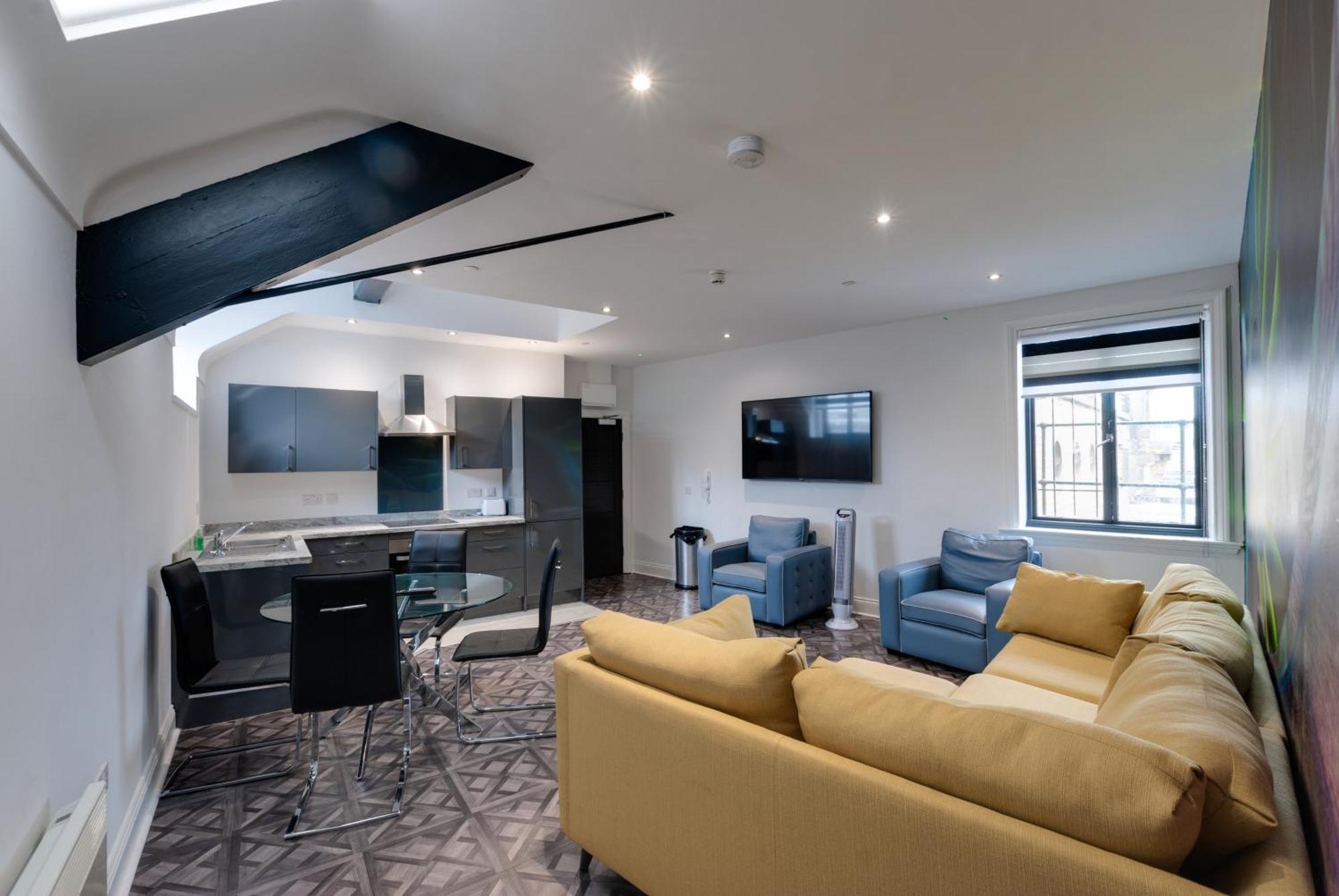 Temple Court Cavern Quarter Apartments By Happy Days Liverpool Exterior photo